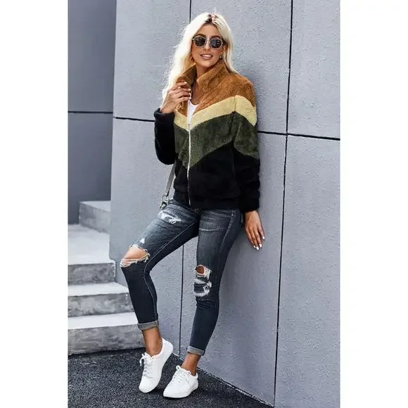 Colorblock Teddy Jacket - Picture 9 of 15